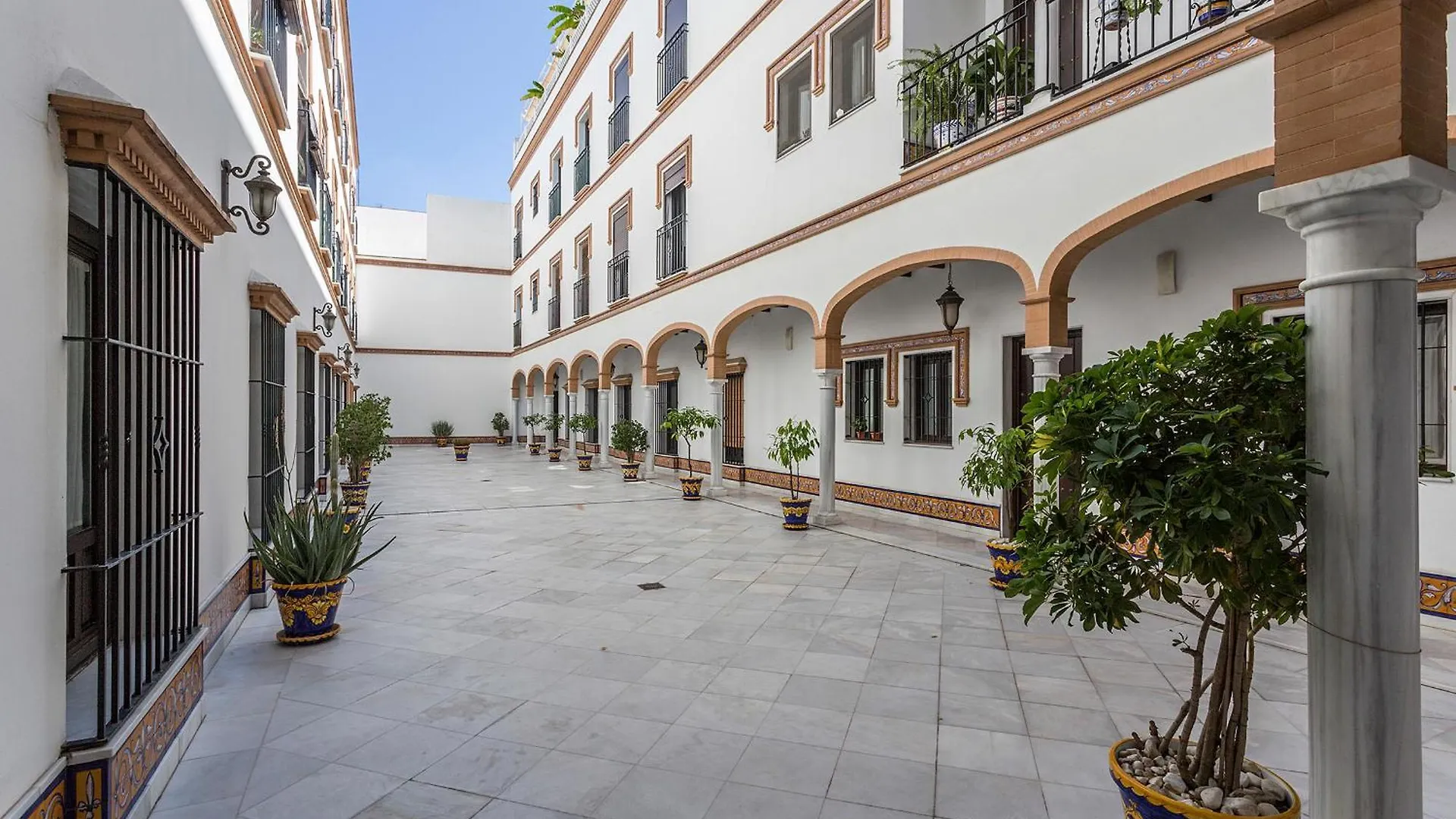 Santa Catalina Patio Andaluz Centrico 2 Rooms Seville 0*,  Spain